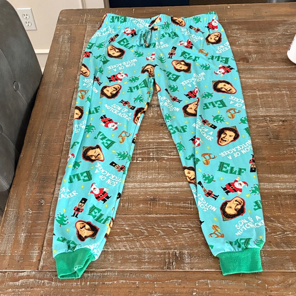 Women’s small Elf Themed Pajama Joggers